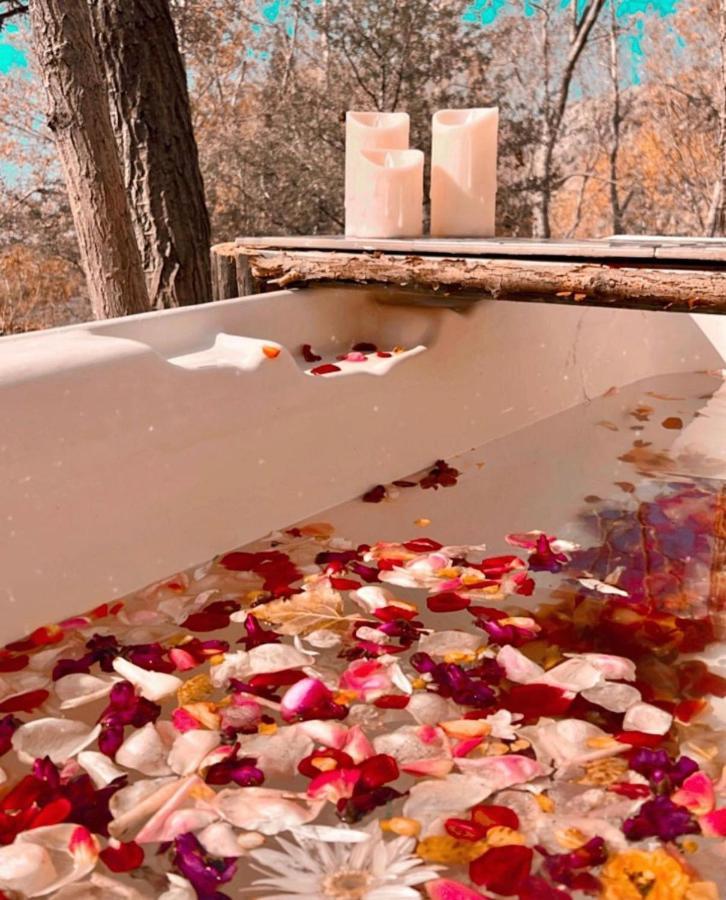 Laqlouq Nirvana Hotel And Spa In Laklouk Quadruple Room מראה חיצוני תמונה